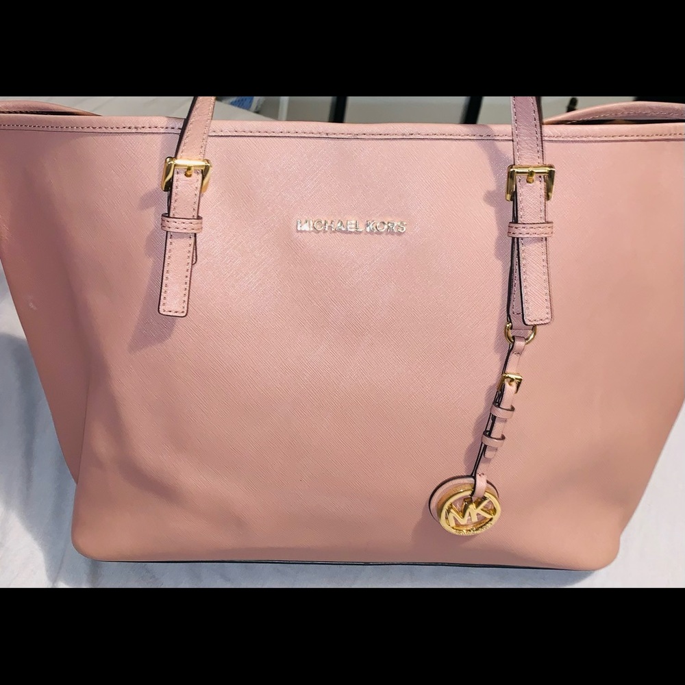 Mauve Michael Kors tote